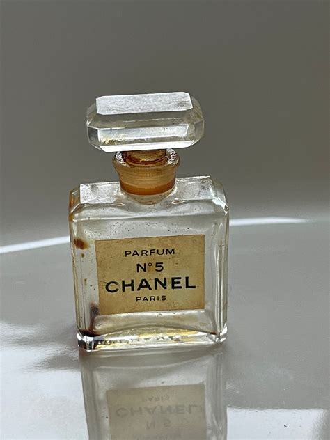 chanel 5 perfum glass hanging pictures|Chanel No.5 Collage .